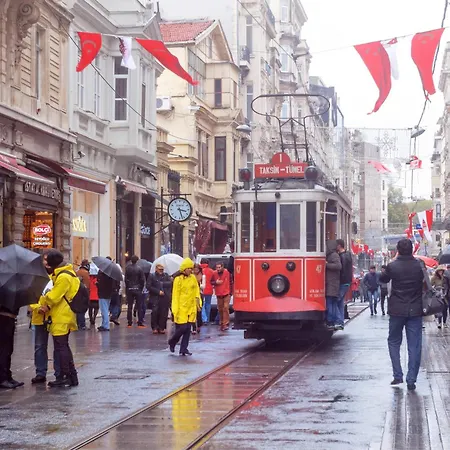 Taksim By Mesut 3*